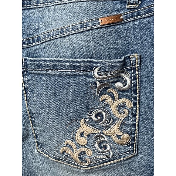 INC Women’s Size 2 Capri Jeans Blue Stretch Denim Mid Rise Embroidered Crop - Picture 5 of 6